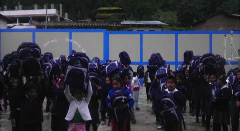 Entrega de las Mochilas y Paquetes Escolares